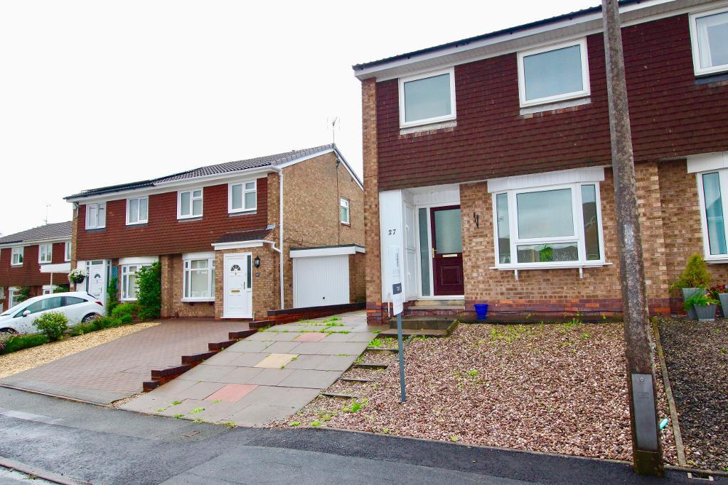 Cypress Close, Stafford, Staffordshire, ST17 0BB