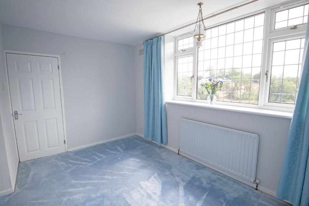 3 Bedroom SemiDetached For Sale in Woodlands Close, Walton, Stone